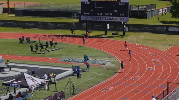 Girls 400 Finals Section 1