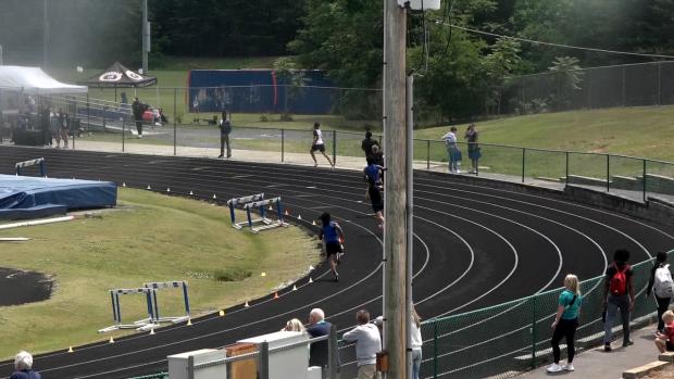 Boys 400 Finals Section 2