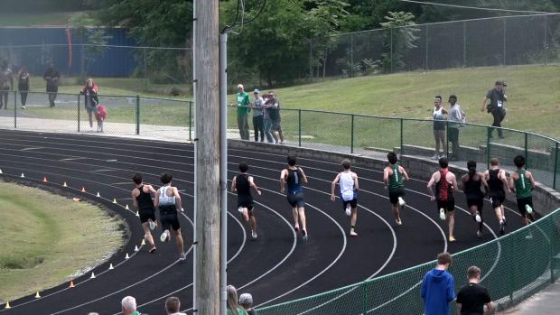 Boys 800 Finals Section 2