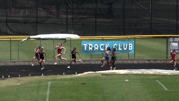 Girls 200 Finals Section 2