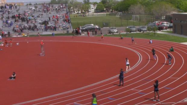 Varsity 4x200 relay, sec 2