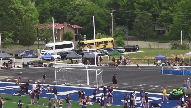 Girls 400 Finals Section 2
