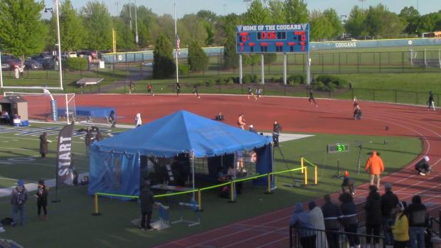 Girls 400, sec 4