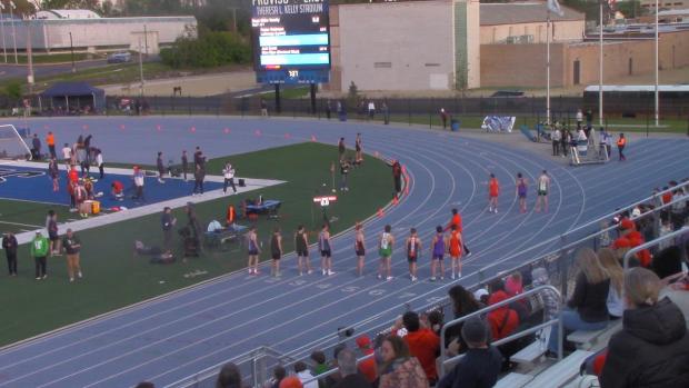 Varsity Boys 800, sec 1
