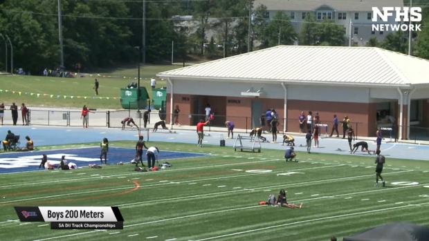 Boys 200 Finals Section 1