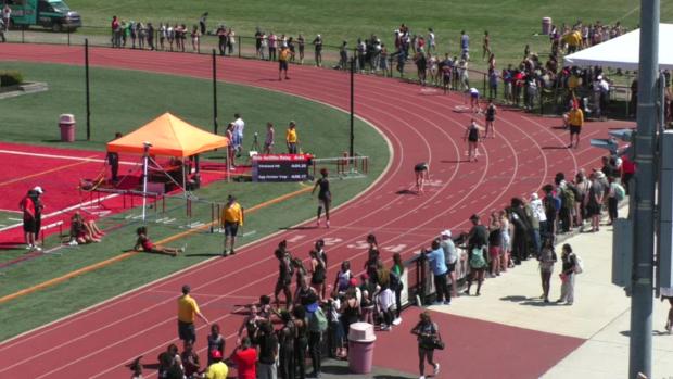 Group 4 Girls 4x400 Relay Finals Section 3
