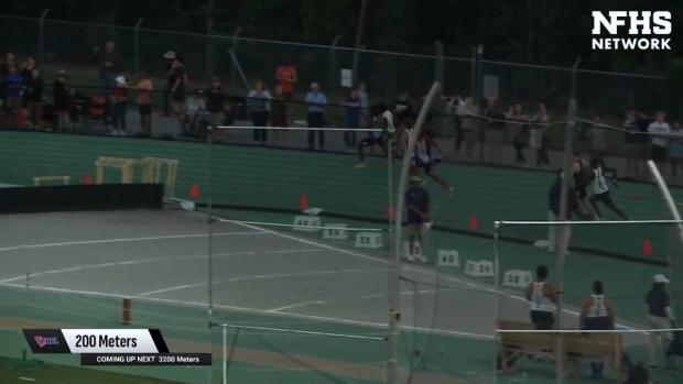 Boys 200 Finals Section 2