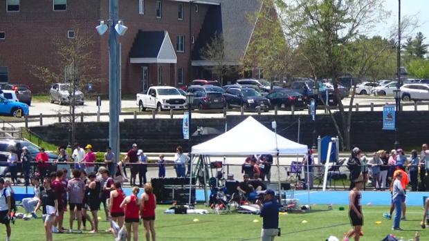 Girls 400 Finals Section 1