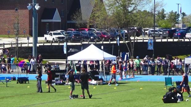 Girls 1600 Finals Section 1