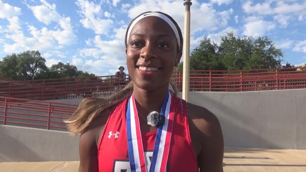 McKale Lee take home gold in 6A 800m