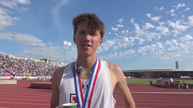 Lincoln Wright takes silver in 6A 800m