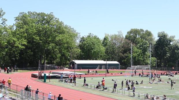 Group 4 Girls 200 Finals Section 8