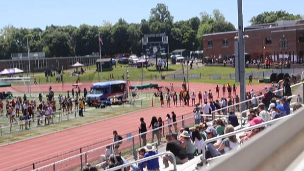 Group 4 Girls 1600 Finals Section 2