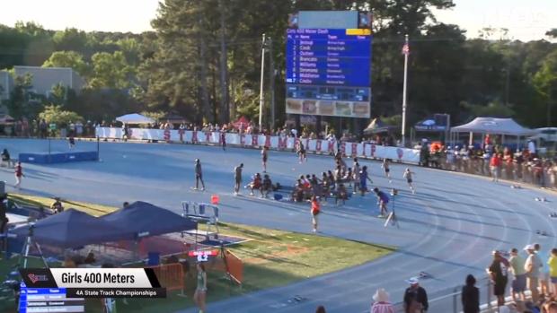 Girls 400 Finals Section 1