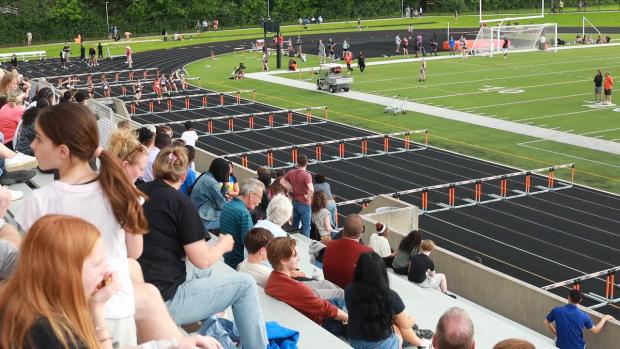 Girls 100 Hurdles Prelims Heat 2