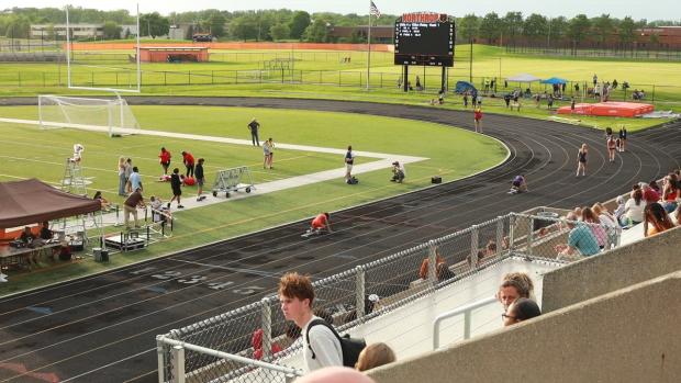 Girls 400 Finals Section 2