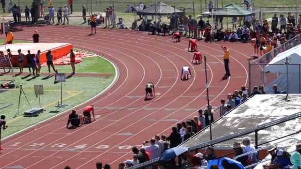 Group 2 Boys 400 Finals Section 3