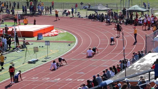 Group 3 Boys 400 Finals Section 5
