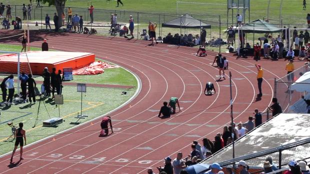 Group 3 Boys 400 Finals Section 1