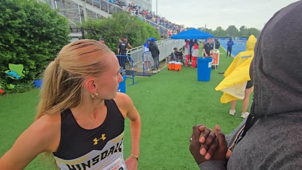 Kennedy Ruff glides into the 3A 300H final with ease
