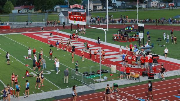Girls 4x400 Relay Finals Section 1