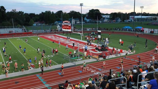 Girls 4x400 Relay Finals Section 2
