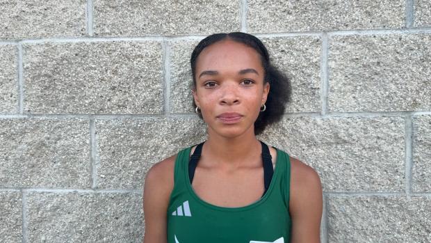 Girls 400 Prelims - Ava Parker runs 53.91 to qualify for finals