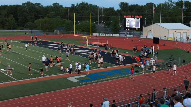 Boys 4x400 Relay Finals Section 1