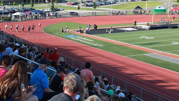 Boys 200 Prelims Heat 1