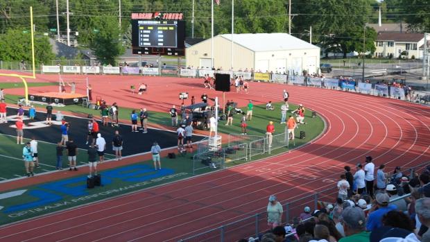 Boys 1600 Finals Section 1