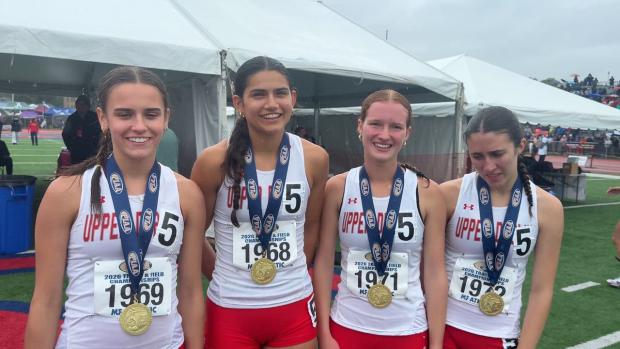 Upper Dublin Girls on 3A 4x800 State Title