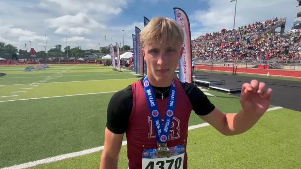 LogRog Soph Gage Hale Wins 200/400 in Class 4