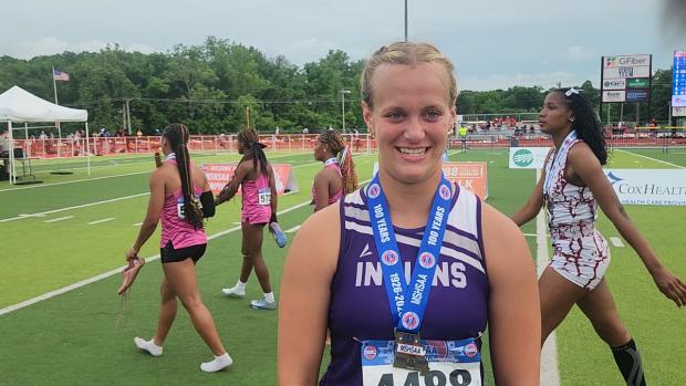 Pacific Sr McKenna Lay Wins C4 Javelin w OSM Record 49.3/161