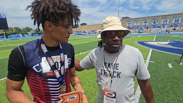 Landyn Mitchell fumbles the award, but not the 110HH title