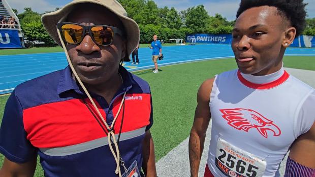 Marlin Jeffries moves on his 2A 100 prelim