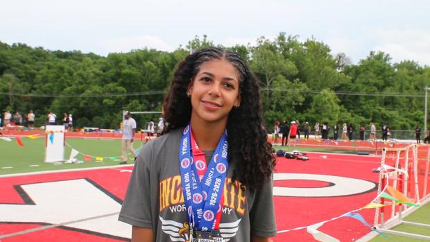 IWA Jr Bailey Hensgens wins HJ-LJ-TJ+2nd in C4 200m-Team 2nd