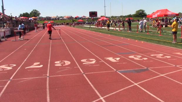 Finish Of The Girls 4x800