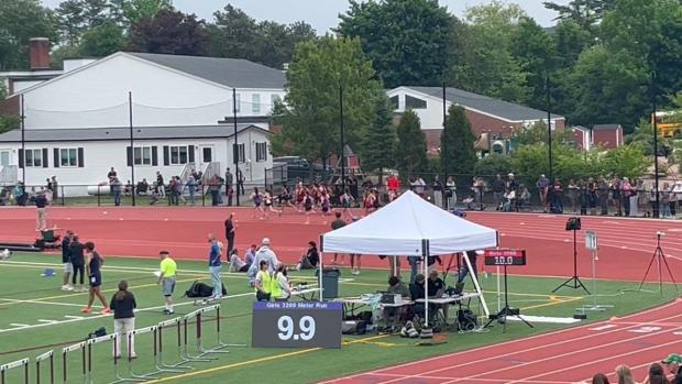 High School Girl's 3200m Heat 1