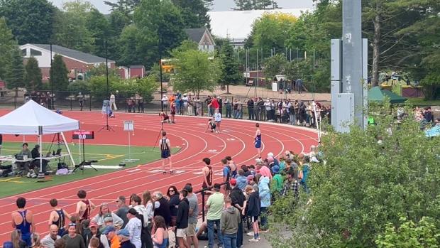 High School Boy's 4x400m Relay Heat 1