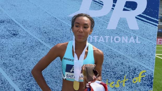 Paige Sheppard Wins Girls 800m in Meet Record At Brooks PR