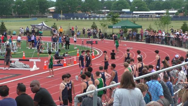 Varsity Boys 4x400 Relay Finals Section 1