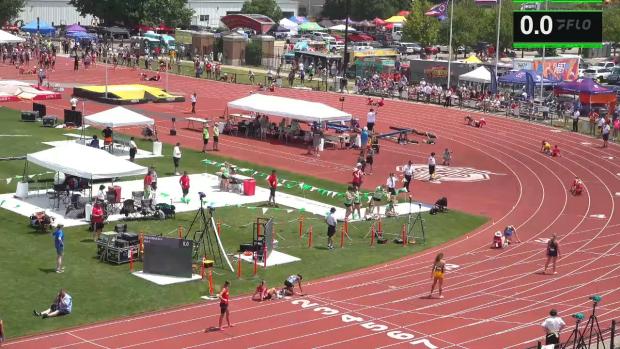 Division 4 Girls 4x200 Relay Finals Section 1